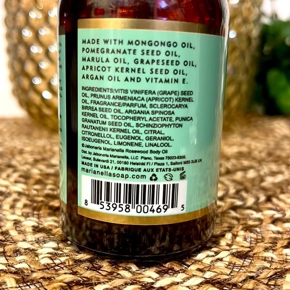 Jaboneria Marianella Rosewood & Litsea Cubeba Body Oil w/Mongongo & Pomegranate - Picture 3 of 4